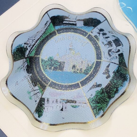 Vintage 60s DISNEYLAND Park Ruffled Glass Souvenir Dish- MCM Collectible - Picture 5 of 7